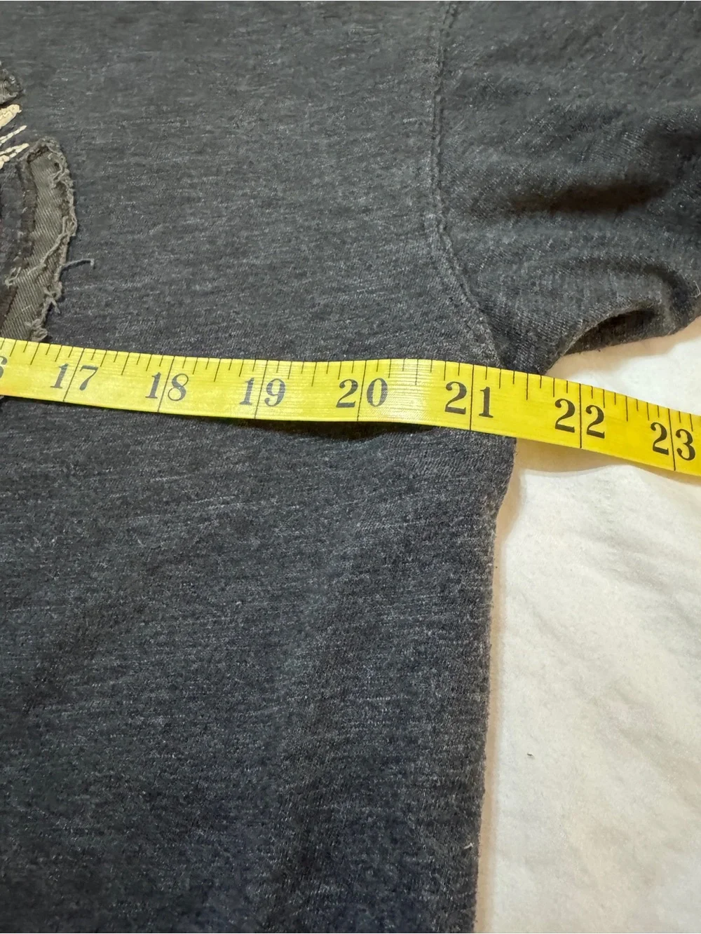 American Eagle Outfitters Mens Large Classic Fit T-Shirt Gray Eagle Patchwork